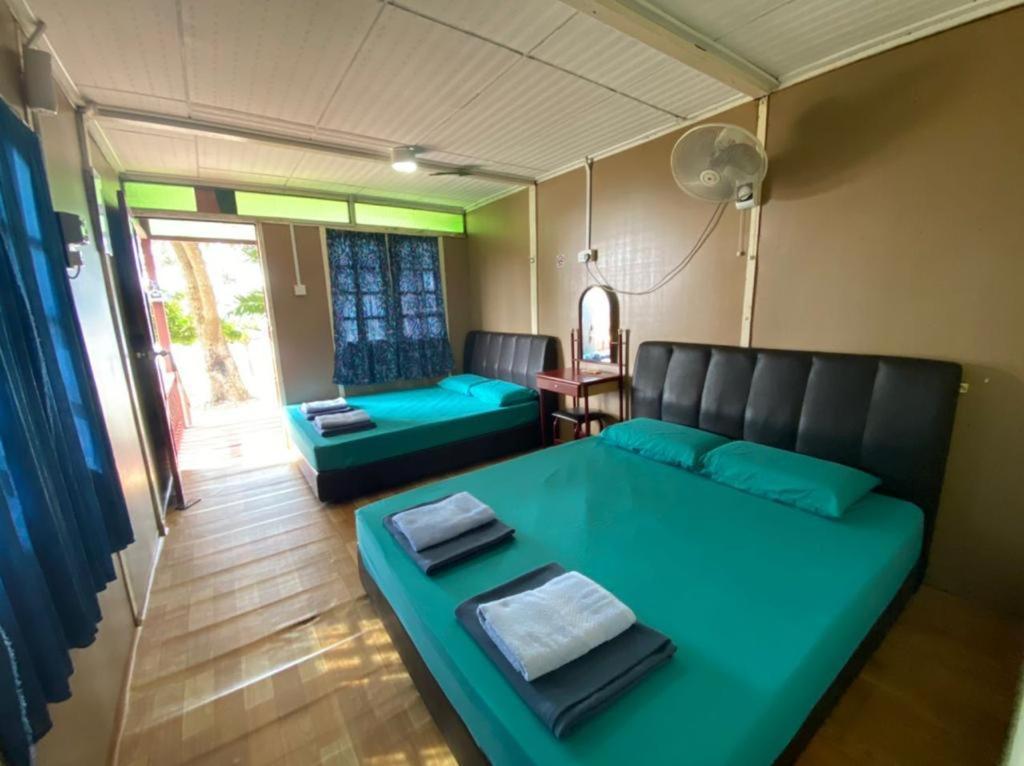 Sri Sentosa Chalet Kampong Mukut Exterior foto